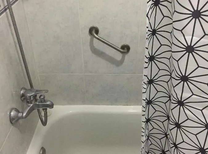 Gerona Playmon Virginia Apartman